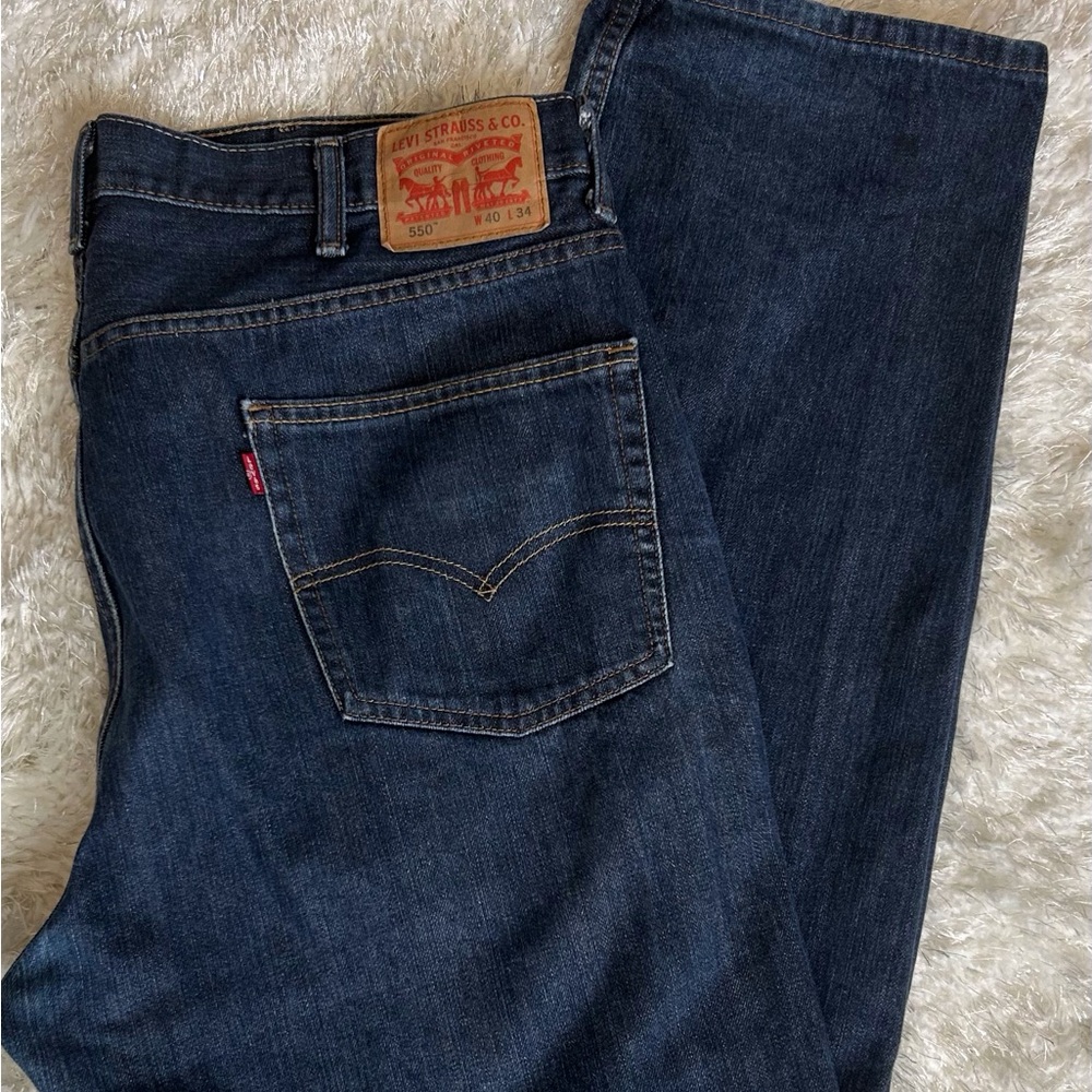 Levi men’s jeans 550 Levi Strauss and Company blue W 40 x L 34